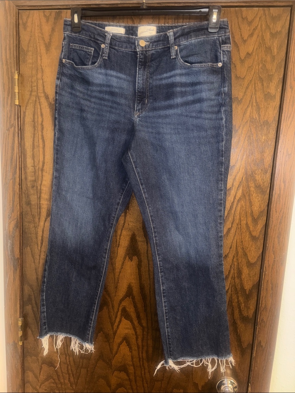 Universal Thread Ankle Bootcut Jeans size 14/32